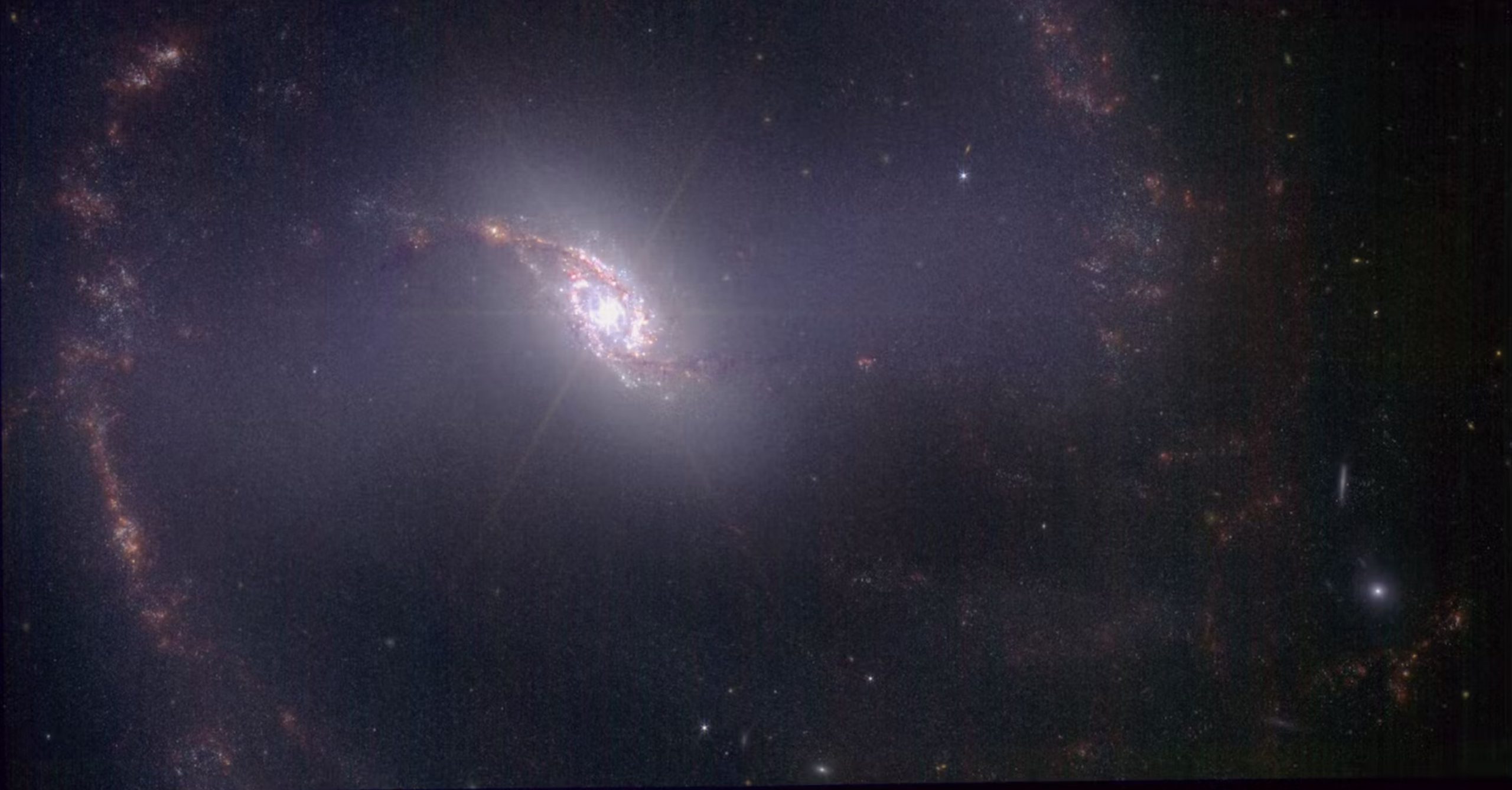 Джеймс Уэбб раскрывает аномалии галактики, свидетельствующие о непредвиденных размерах