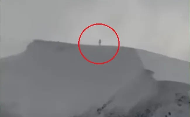 Мужчина, снимавший великана на горе, погиб при загадочных обстоятельствах