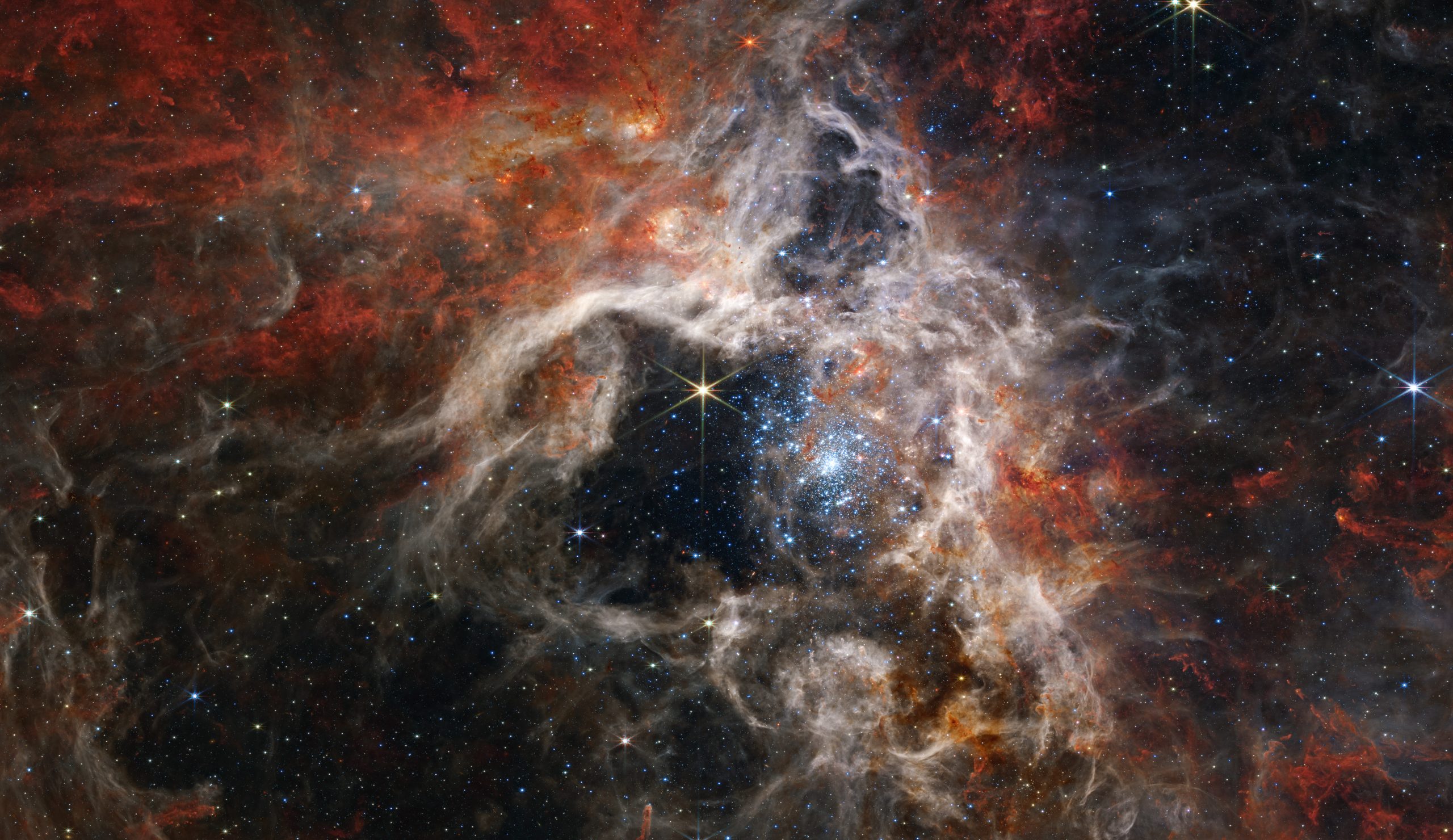 Космический телескоп Джеймса Уэбба наблюдает за космическим тарантулом