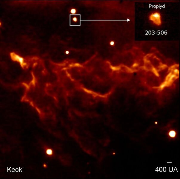 Инструмент NIRC2 в обсерватории Кека получил эту инфракрасную тепловую карту бара Ориона. Изображение предоставлено: Хабарт и др./Обсерватория В.М. Кека.