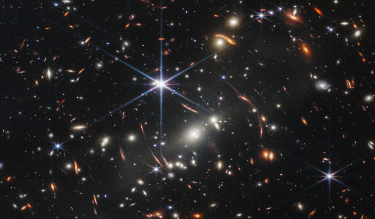 Джеймс Веб подтверждает самые ранние галактики на сегодняшний день