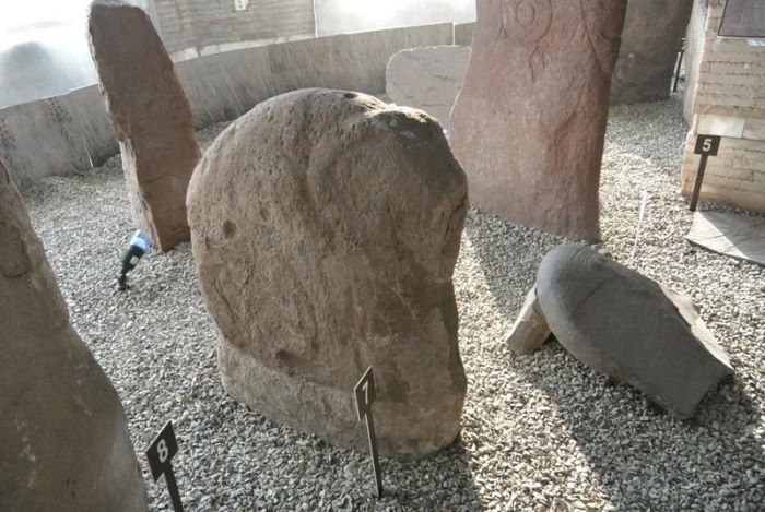 Древние камни поставили археологов в тупик: их значение до сих пор неизвестно
