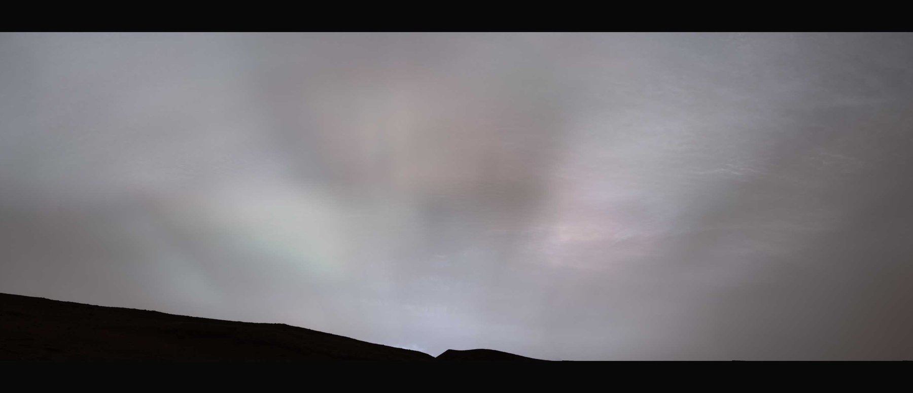 Марсоход НАСА Curiosity сделал потрясающие снимки солнечных лучей на Марсе