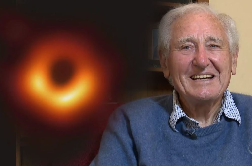 Математик Рой Керр предсказал космические путешествия через черные дыры