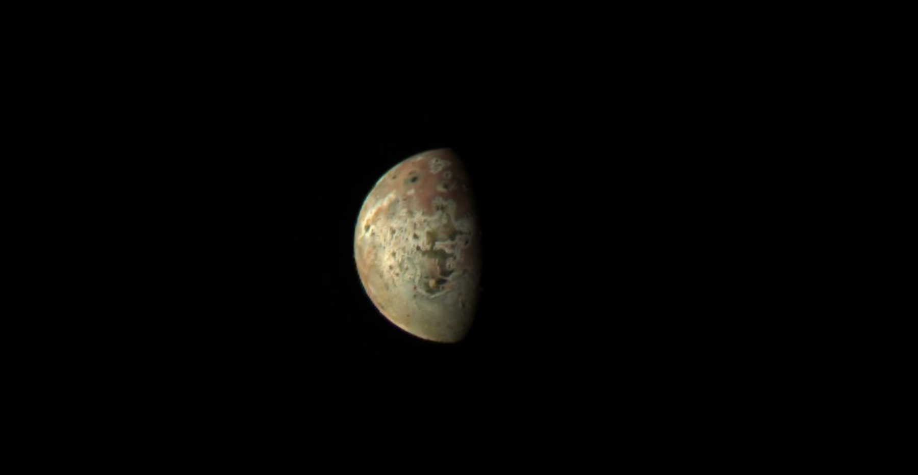 Космический аппарат «Юнона» сделал невероятные фотографии спутника Юпитера Ио