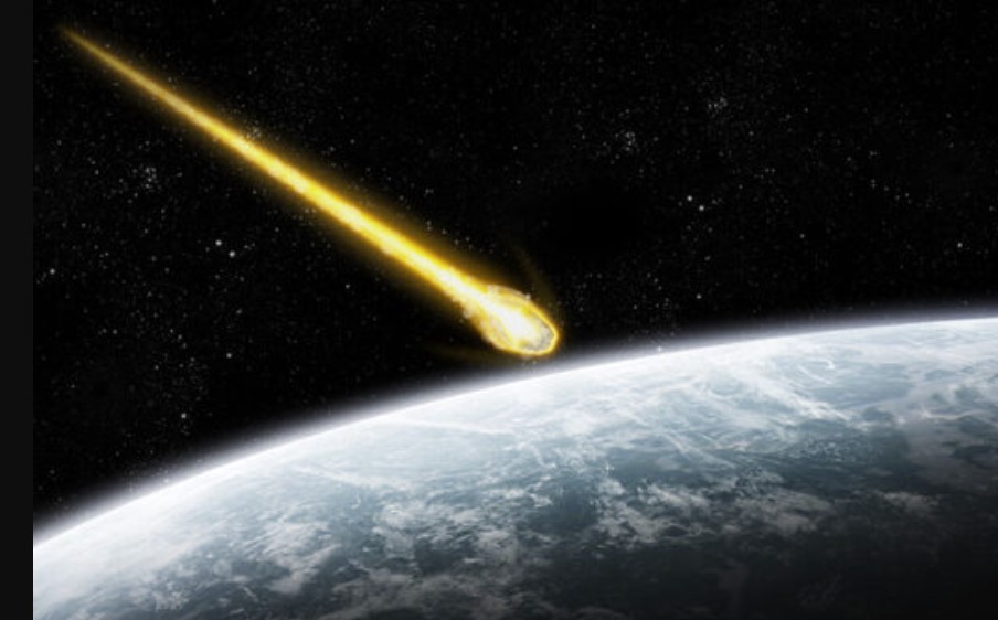 Видео: последние метеоритные огненные шары взрываются в небе по всему миру