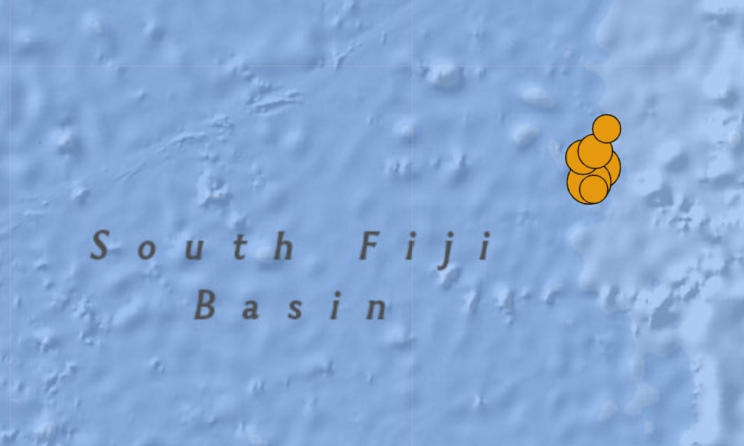 Мощное землетрясение произошло у берегов Фиджи и Тонги — землетрясения магнитудой 6,0 и 6,6 балла.