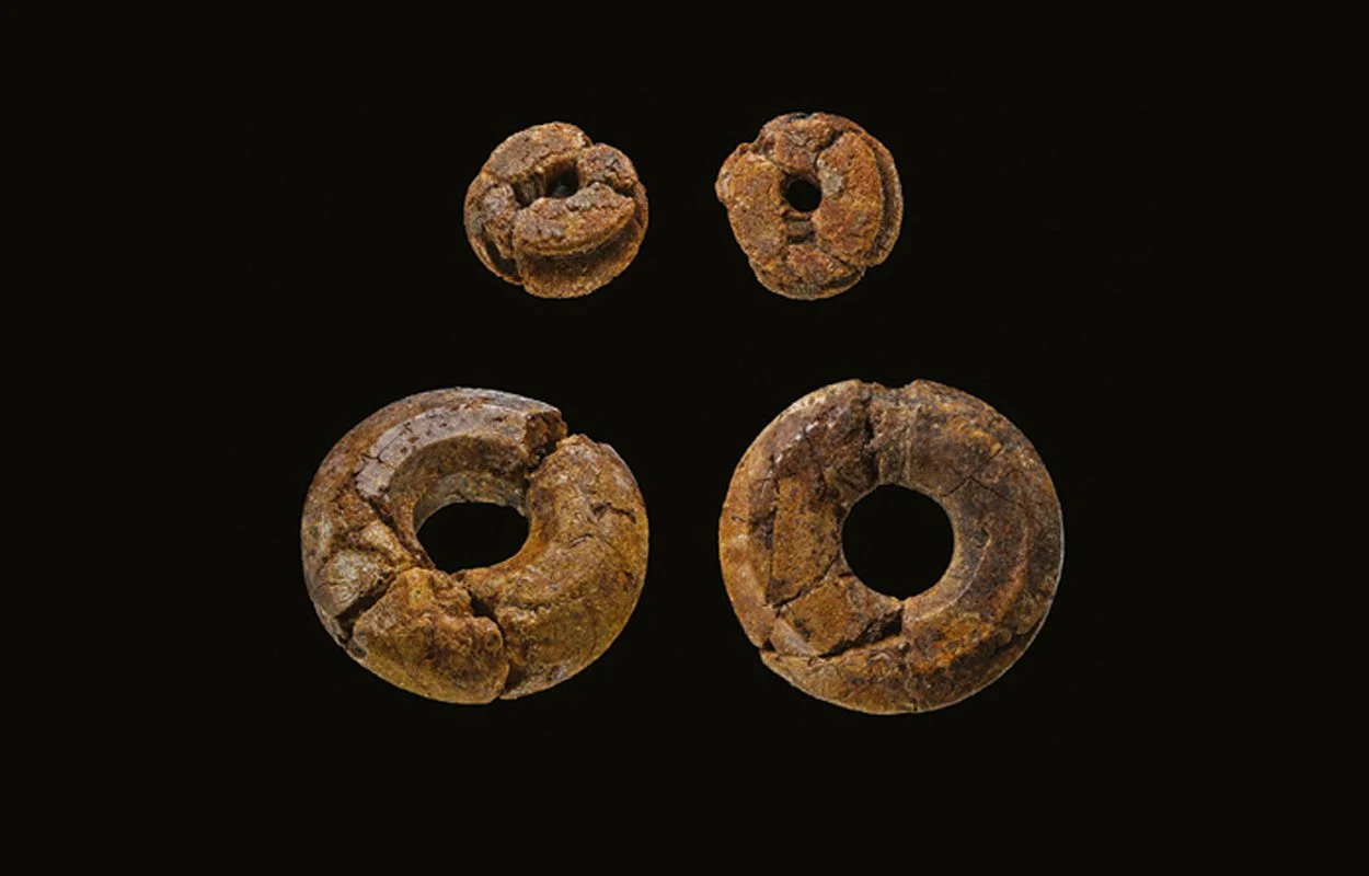 В Ираке найдены древние бусы из балтийского янтаря