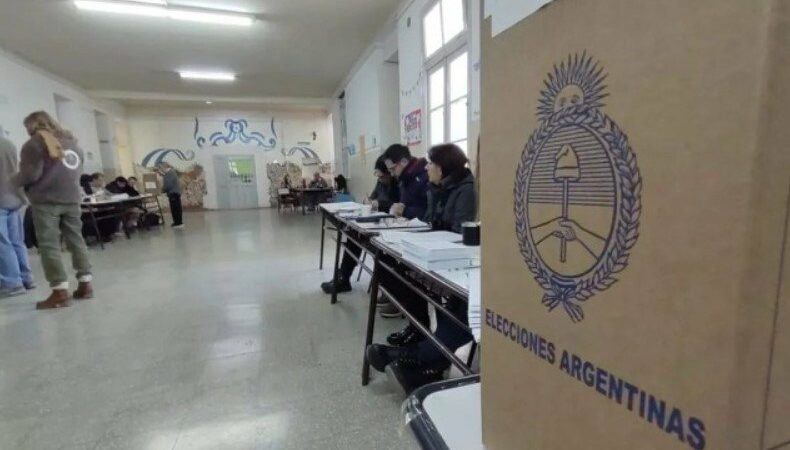 В Аргентине женщина зашла в кабинку для голосования и бесследно исчезла