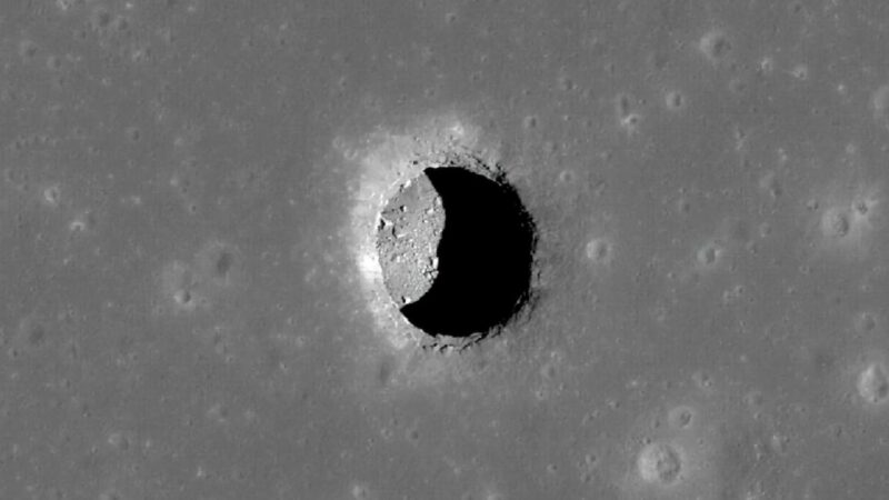Да, мы наконец-то знаем, что находится внутри Луны