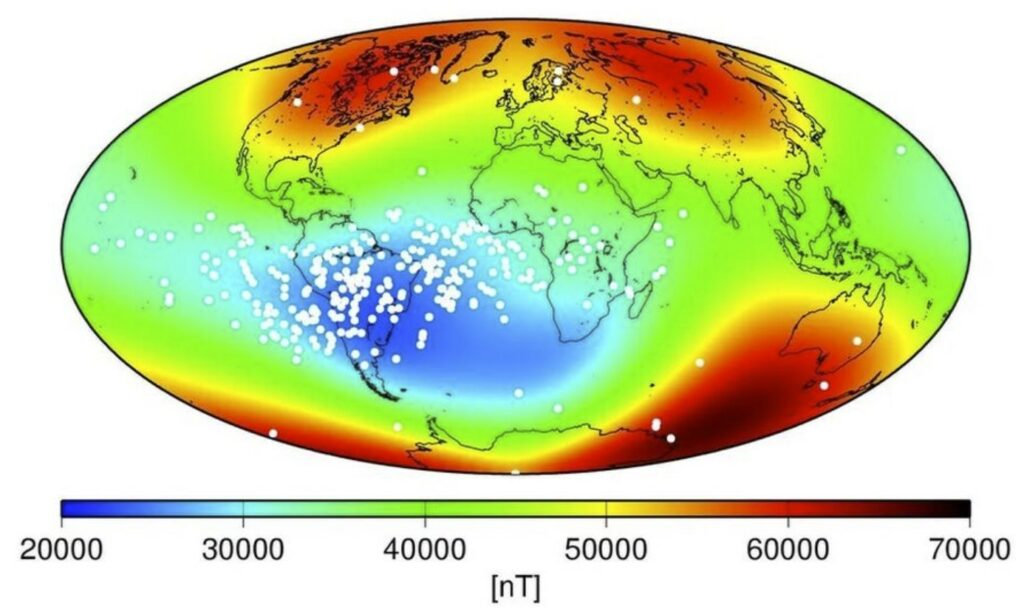 Странная вмятина в магнитном поле Земли мешает полярным сияниям в южном полушарии