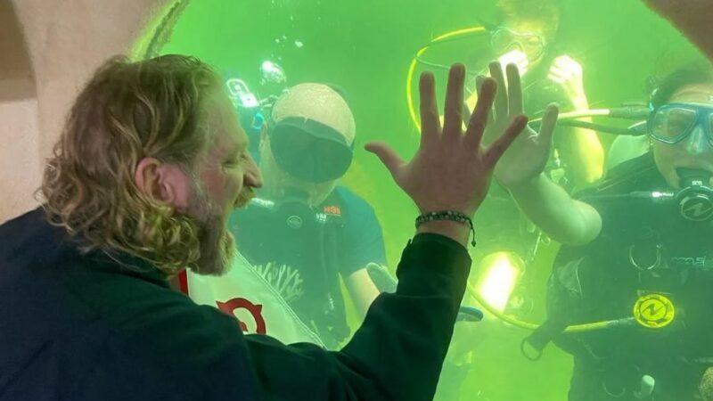 100 дней под водой омолодили ученого на 20 лет