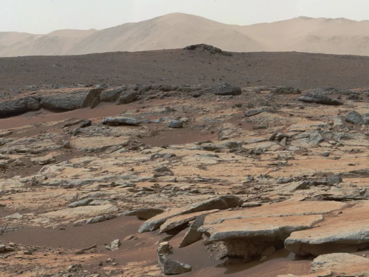 НАСА обнаружило следы газа, которые могут быть признаком жизни на Марсе