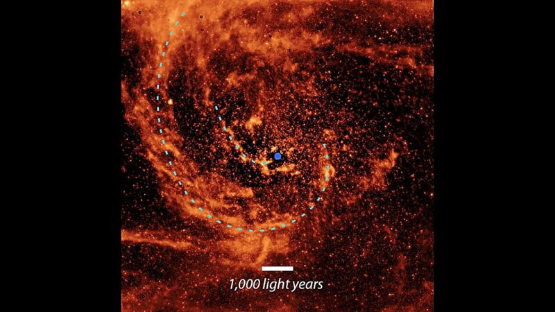 Изображения НАСА помогают объяснить пищевые привычки массивной черной дыры