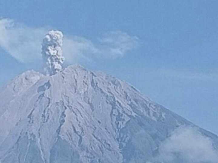 Серия из пяти последовательных извержений потрясла индонезийский вулкан Семеру – Лахарная опасность в ближайшие дни