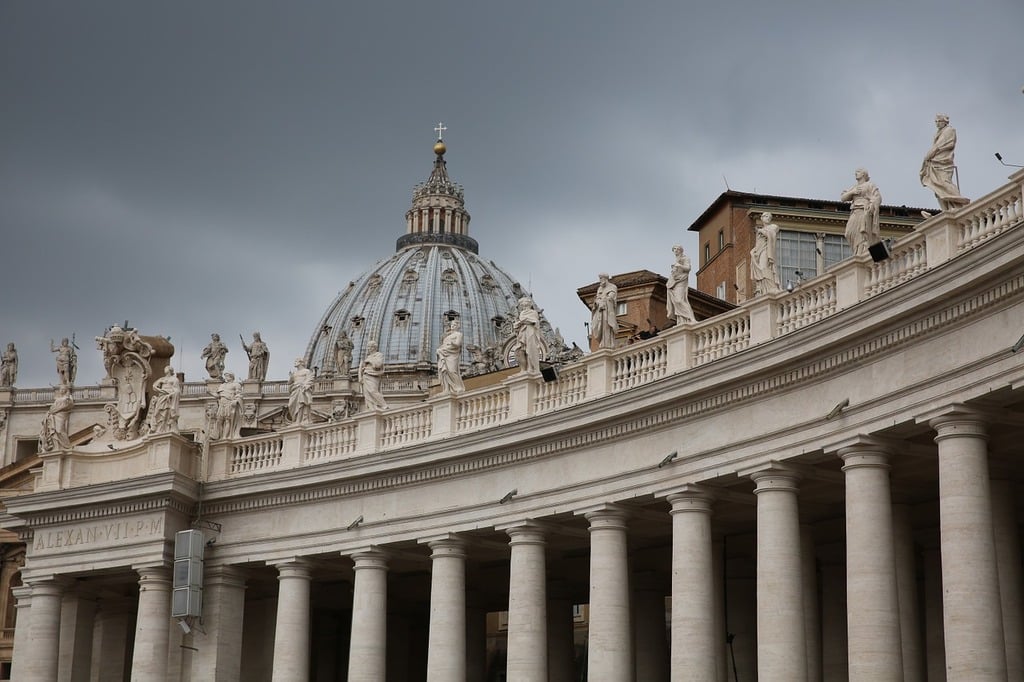Ватикан вводит более строгие меры в отношении сверхъестественных явлений