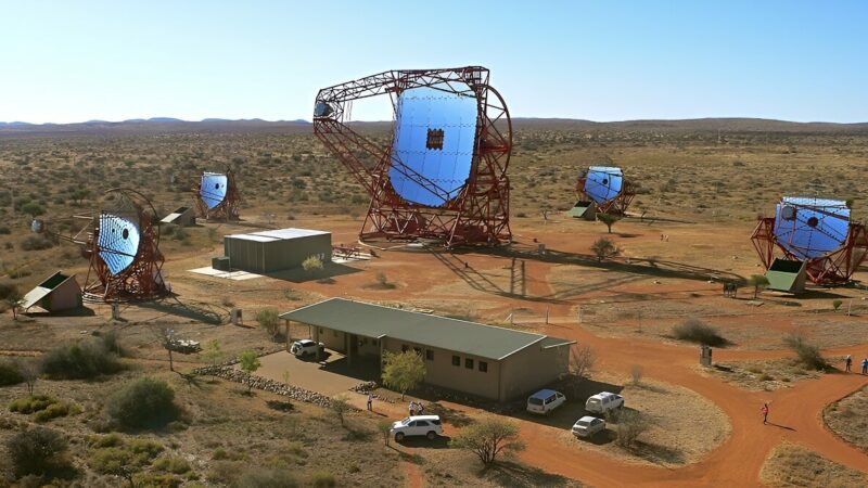Обнаружение «излучения Хокинга» черных дыр с помощью современных телескопов