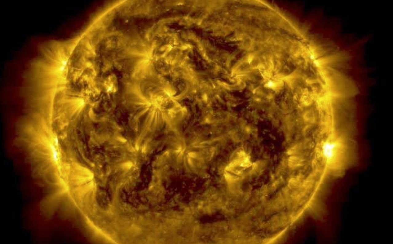 Переосмысление солнечных циклов: новая физическая модель подтверждает планетарную гипотезу