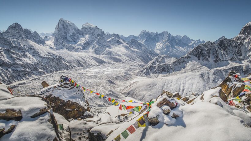 Ученые опровергли вековую теорию: мантия Земли поддерживает гигантские Гималаи