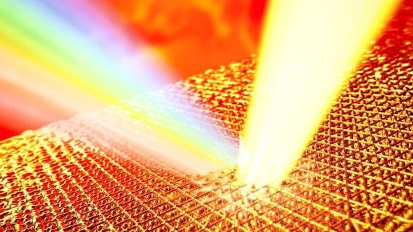 Золото бросило вызов законам физики: Ученые перегрели металл в 14 раз сильнее точки плавления, сохранив его твердым