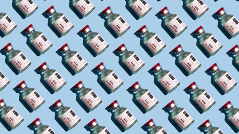 Обновлённые вакцины против COVID-19: Федеральные ограничения и региональный бунт