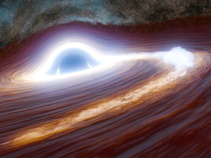 Непревзойденный Всплеск Энергии: Новые Открытия Суперкомпактной Черной Дыры