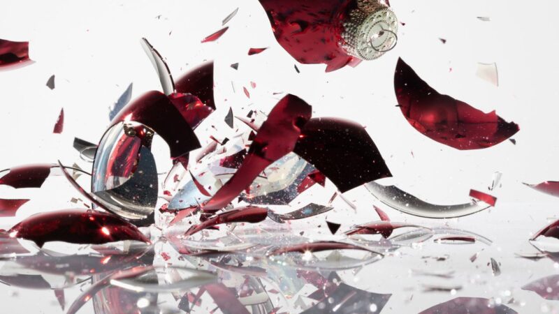 Универсальный закон разрушения: Физик вывел уравнение, описывающее, как всё на свете разлетается на осколки