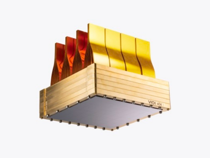 Квантовый прорыв: новая 3D-архитектура открывает путь к 10 000 кубитов на одном чипе