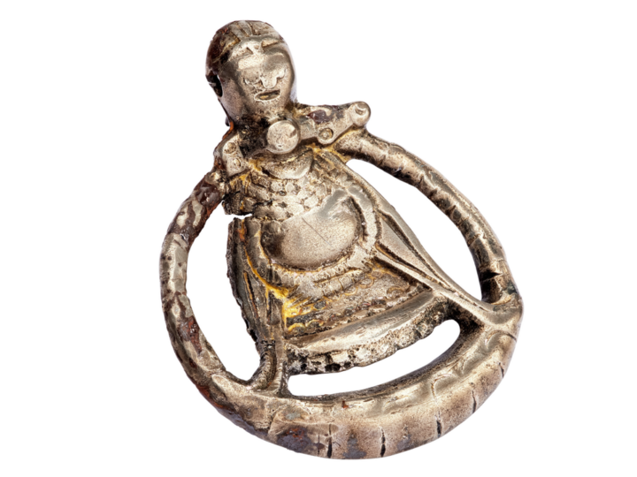 Загадка «Беременной» подвески: языческий амулет или королевская реликвия викингов?