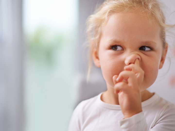 Эволюционное наследие или детская привычка? Почему дети едят козявки и что об этом думает наука