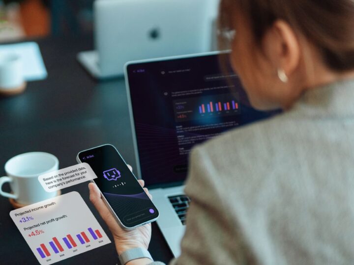 «Вставьте чеснок в прямую кишку»: почему ИИ-чаткаты опасны для вашего здоровья