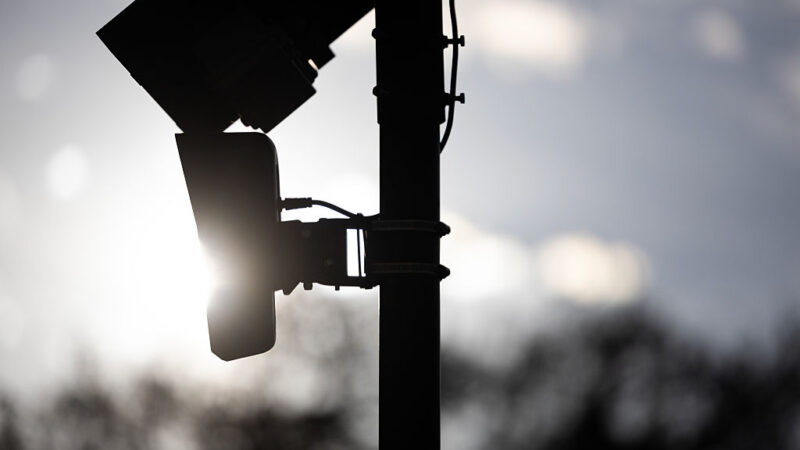 Дорога под колпаком: как автоматические считыватели номеров превращают американские города в сети тотальной слежки