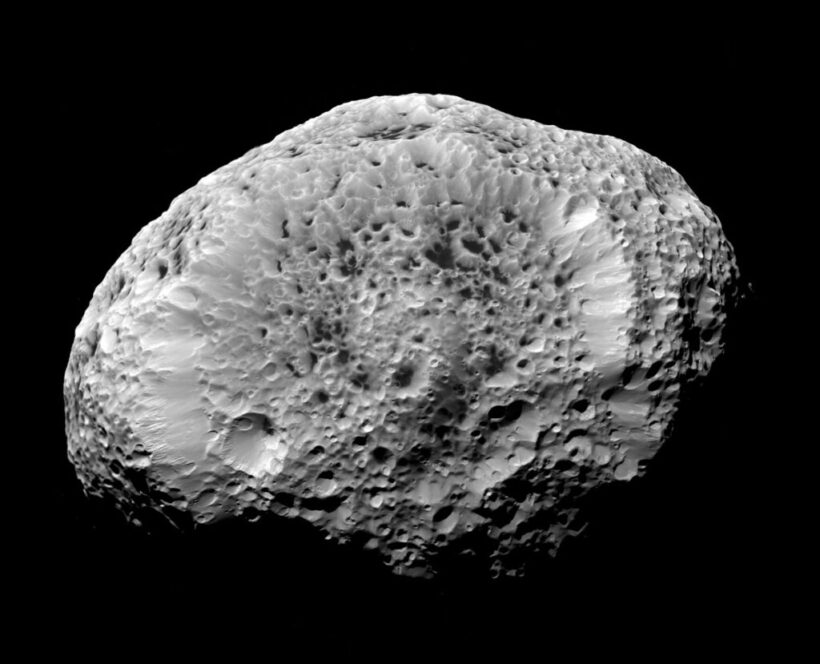 Космическая катастрофа: как Титан «протаранил» неизвестную луну Сатурна и создал его кольца