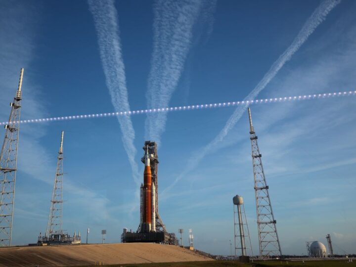 «Артемида-2» готова к старту: солнечная вспышка не помешает историческому запуску 1 апреля