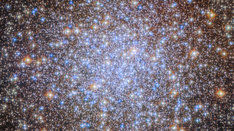 Хрустальная люстра Млечного Пути: Hubble показал древнее шаровое скопление NGC 6723